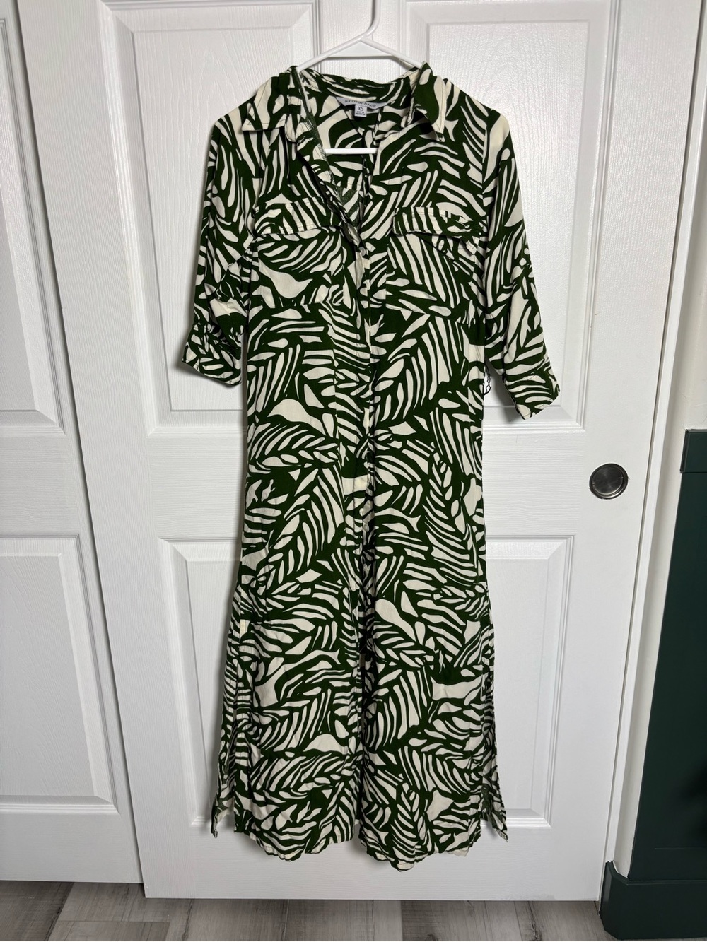 La Mer Luxe Green Tropical Leaf Maxi Dress XS Button Front